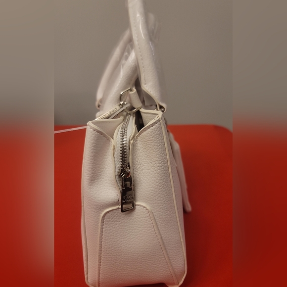 ***FINAL SALE*** Stylish Steve Madden BIMCKEY White Handbag– Elegance! - Picture 3 of 7